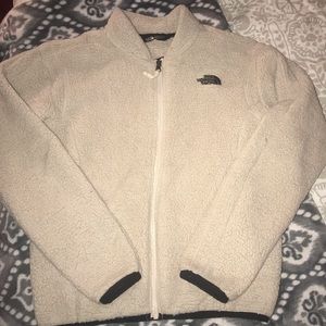 cream the north face fluffy jacket